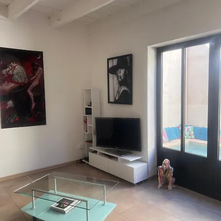 La Maison Perrin Hébergement de vacances Aigues-Mortes